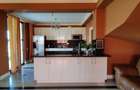 Vilă de Lux de 373 mp în Izvorani – Terase Vaste, Piscină și SPA lângă Pădure - 8