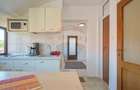 Casă cu 2 apartamente în Brasov, investiție sigură sau căminul ideal - 15
