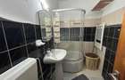 Apartament cu 2 camere de vanzare, zona scoala 7 - 11