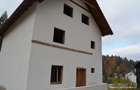 Casă de vânzare cu 5 camere, teren 500 mp, în orașul Predeal - 3