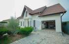 Casă 4 Camere cu Garaj, Construită de Proprietar, Cartier Episcopia - 1
