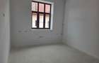 Apartament 3 camere 3 bai pivnita zona Centrala - 1