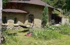 Proprietate pe Valea Vâlsanului – Cabane din lemn + Casă ecologică COB - 2