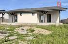 Duplex de vanzare, 3 camere pe parter + pod - Mosnita Veche - 1
