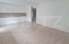 Apartament finisat, finisaje noi, semidecomandat, 3 camere - 4