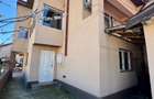 Casa de vanzare in Chiajna - 2 corpuri locuibile + spatiu comercial - 19