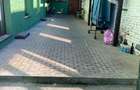 Spațiu comercial+locuință la mansardă,3 dormitoare, living,5 băi, teren 715 mp - 19