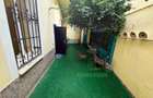 Apartament in vila, 4 camere, intrare separata, curte proprie, vizavi de Parcul  - 14