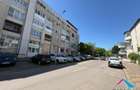 Spatiu comercial cu vitrina stradala - 73 mp - Strada Logofat Tautu - 2