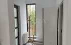 Casă spațioasă, renovată complet, într-o zonă liniștită - 7