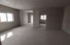 Duplex despartit prin baie - canalizare - mansardabil - 2