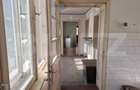 Vânzare Casă în Săcele - Locuință cu Teren Generos cu Potențial -de Renovat - 5