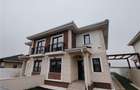 Duplex deosebit - asfalt - toate utilitatile - 1