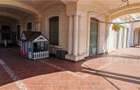 Vila somptuoasa, 10 + camere, S+P+1, 1100mp utili, cu toate utilitatile, in  sec - 8