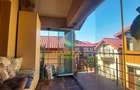 Apartament 3 camere 92 mp + curte 70 mp, 2 locuri de parcare Metrou Leonida