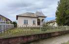 Casa cu teren generos pentru extindere ,livada și vie - 3