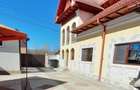 Vanzare proprietate - casa si teren  Voinesti Dambovita - 1