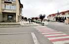 Hală + birouri si spatiu comercial 700 mp. teren 2.500 mp - 6