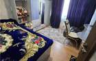 Mircea cel Batran, 3 camere decomandat, geam la baie, etaj intermediar - 3