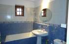 De închiriat  Apartament 2 Camere cu Centrala Proprie,  Zona Vacaresti - 4