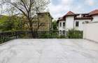 Închiriere Vilă   | 8 camere  | Zona Capitale - 8