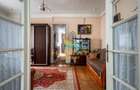 Iancului Vila 8 camere 233 mp teren 365 mp - 2