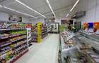 Vand spatiu comercial in Racari - 5