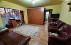 Apartament 3 camere semidecomandat - zona Aradului - 1