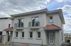 Duplex spatios -  3 bai - asfalt - 1
