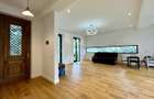 Vila cu 5 camere // * 565 mp gradina* // Tunari - 12