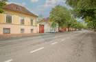 3 camere tip casă, parcare proprie, pod și magazie, Str. Lungă - 20