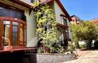 Vila impresionanta 605 mp, curte 2191 mp, dublu acces auto, garaj - 9