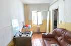 Apartament 3 camere decomandat, 2 bai, balcon inchis, centrala, etaj 1 - 1