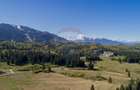 Poiana Brașov | teren cu panoramă largă către munți - 1