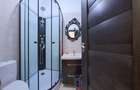 Apartament  la casa, centrul istoric - format din 2 garsoniere - 4