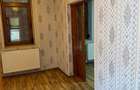 Casa zona centrala, 5 camere,  compusa din doua apartamente, chirpic si caramida - 15