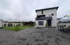 Casa de vanzare, 300 mp, zona Sud - 2
