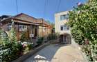2 Case l Intre Lacuri l 450 mp teren l Jiului