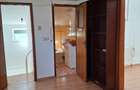 Apartament 4 camere, 2 dorm, sufragerie, birou, scara interioara, et.1 in vila  - 5