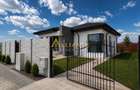 Casă individuală , 3 camere ,2 băi, teren 375 mp ! - 1