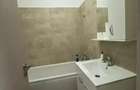 Apartament 3 camere decomandat mutare rapida.