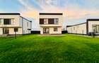 Casa individuala - 4 Camere | Ansamblu  rezidential - Asfalt - 300 m STV - 4