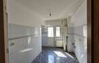 Apartament de vanzare, 3 camere decomandat.Republicii - 13