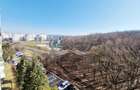 Apartament cu potential, orientare sud-est, 2 balcoane, zona Parang - 1