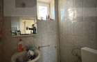 Casa de vanzare, cu 3 camere, doua bucatarii+teren in Simeria