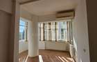 Apartament de vanzare, 3 camere decomandat.Republicii - 1