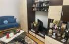 Apartament 2 camerec , zona centrala 2 Stejari , et 2 4, decomandat , centrala t - 3