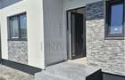 Duplex pe parter - 2 dormitoare - 3 bai ( o baie pe terasa ) - zona in plina dez - 6