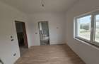Duplex P+E in Mosnita despartit prin garaj - 8