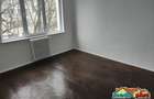Apartament 3 camere semidecomandat Centru, etaj 3 - 5
